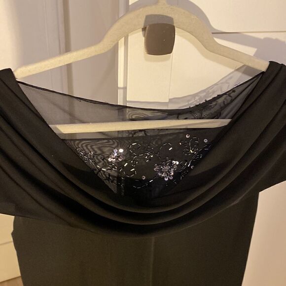 Patra Dress - Picture 2 of 5